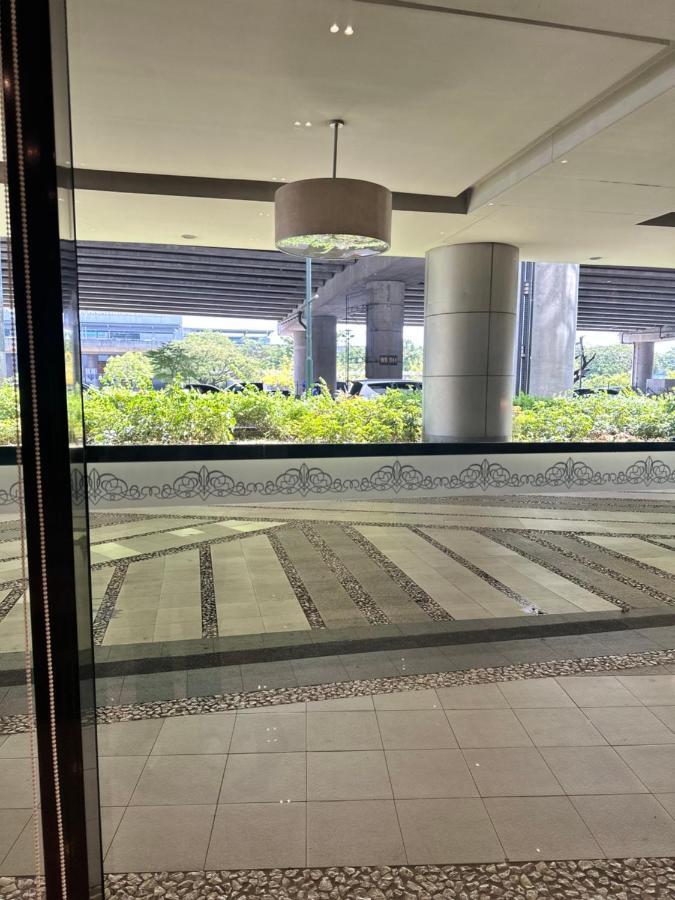 81 Newport Condominium Cluster 5 3A By Rechelle Nunag Pasay Ngoại thất bức ảnh